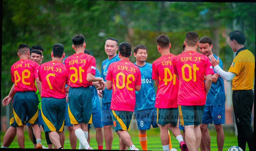 五类设备轮廓的抽象示意，标注适配档位层级，不出现任何品牌标识
